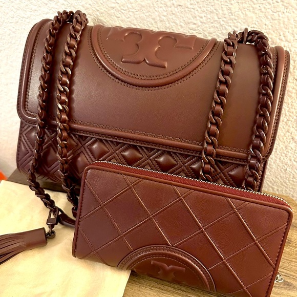 Tory Burch Fleming Soft Zip Continental Wallet Wine Color - Picture 5 of 5